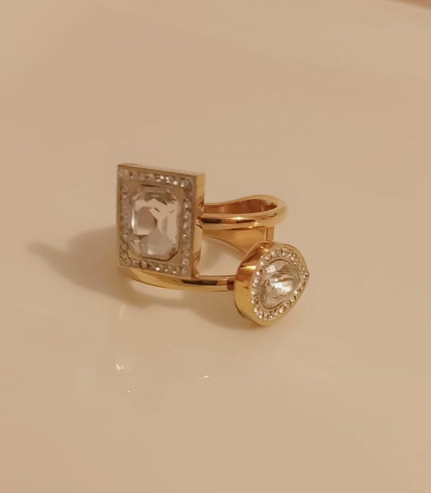 Bague avec perle en acier inoxydable