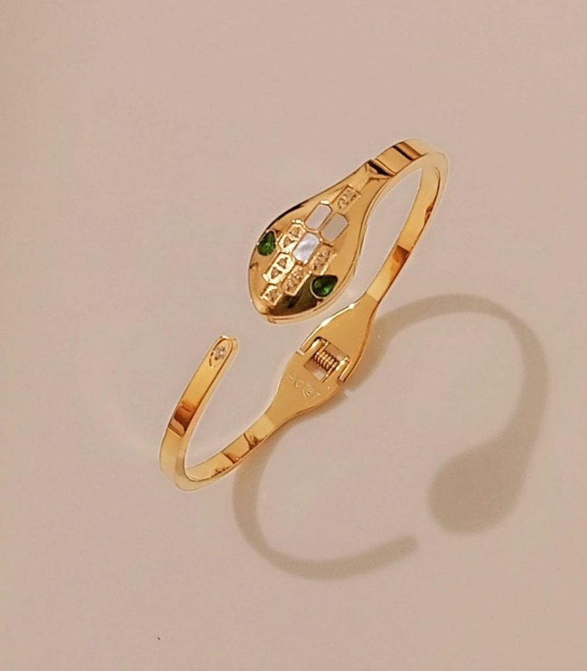 Bracelet yeux verts en acier inoxydable